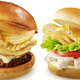 Illustration for article titled Japan Knows It: Chips Make Burgers Better